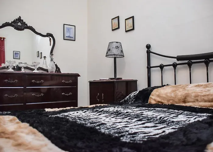 Mangion House Marsaxlokk